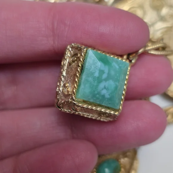 Vintage Gold-Tone Charm Bracelet with Green and Multicolor Gem Accents - Picture 7 of 14